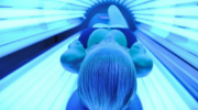 Tanning in a solarium – the pros and cons of a fashionable procedure